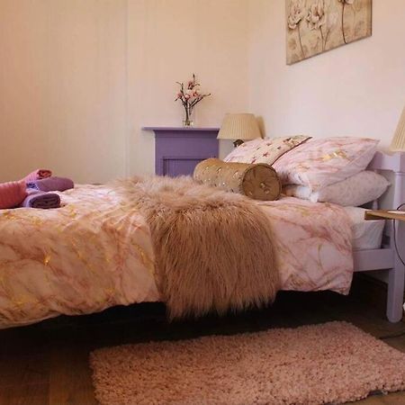 3 Bedroom Terrace Holiday Home Great Torrington Εξωτερικό φωτογραφία